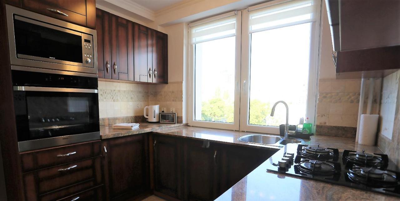 Apartament Mgm Karmelicka Varsó Kültér fotó