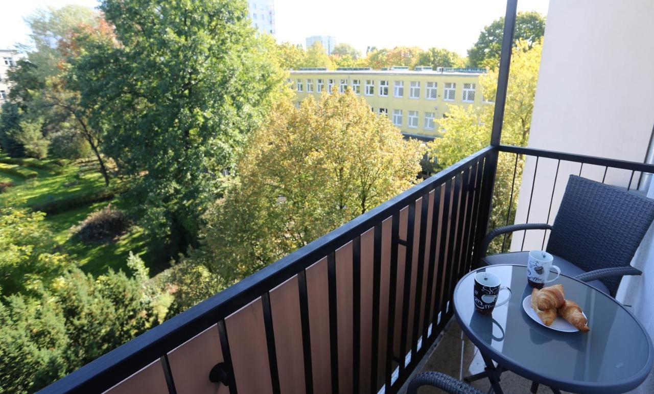 Apartament Mgm Karmelicka Varsó Kültér fotó