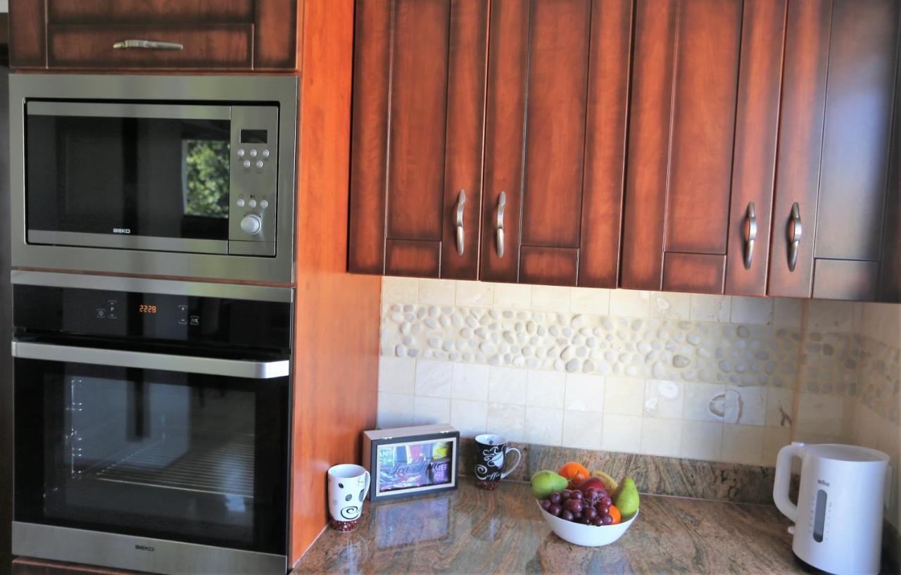 Apartament Mgm Karmelicka Varsó Kültér fotó