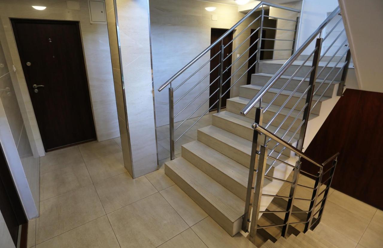 Apartament Mgm Karmelicka Varsó Kültér fotó